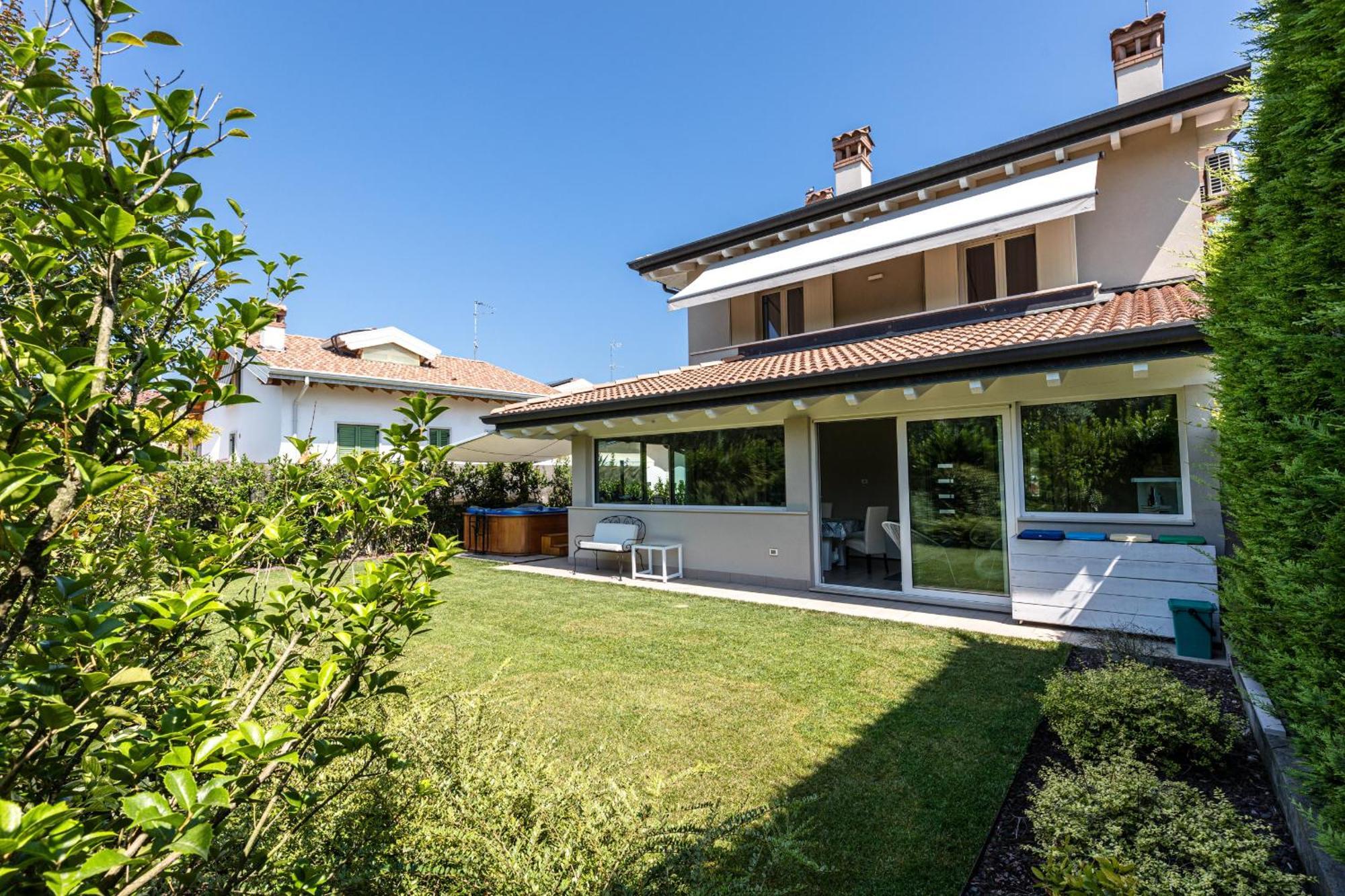 Villa Rita เปสเคียรา เดล การ์ดา ภายนอก รูปภาพ